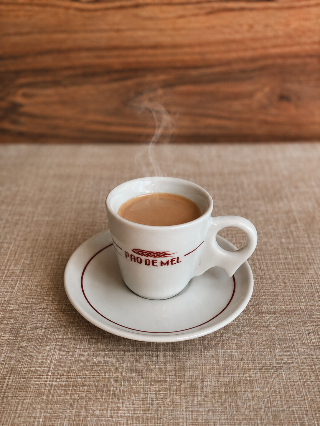 Café com leite pequeno